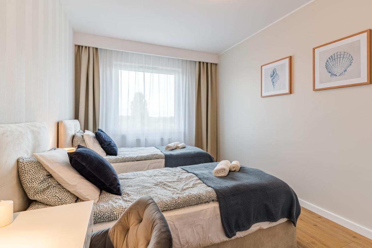 Golden Reagan By Aparo - Nowy Apartament, Winda, Lozeczko Turystyczne, Plaza 500M, Balkon, 2 Sypialnie Oraz Salon, Rowerownia, Biurko — Photos 3